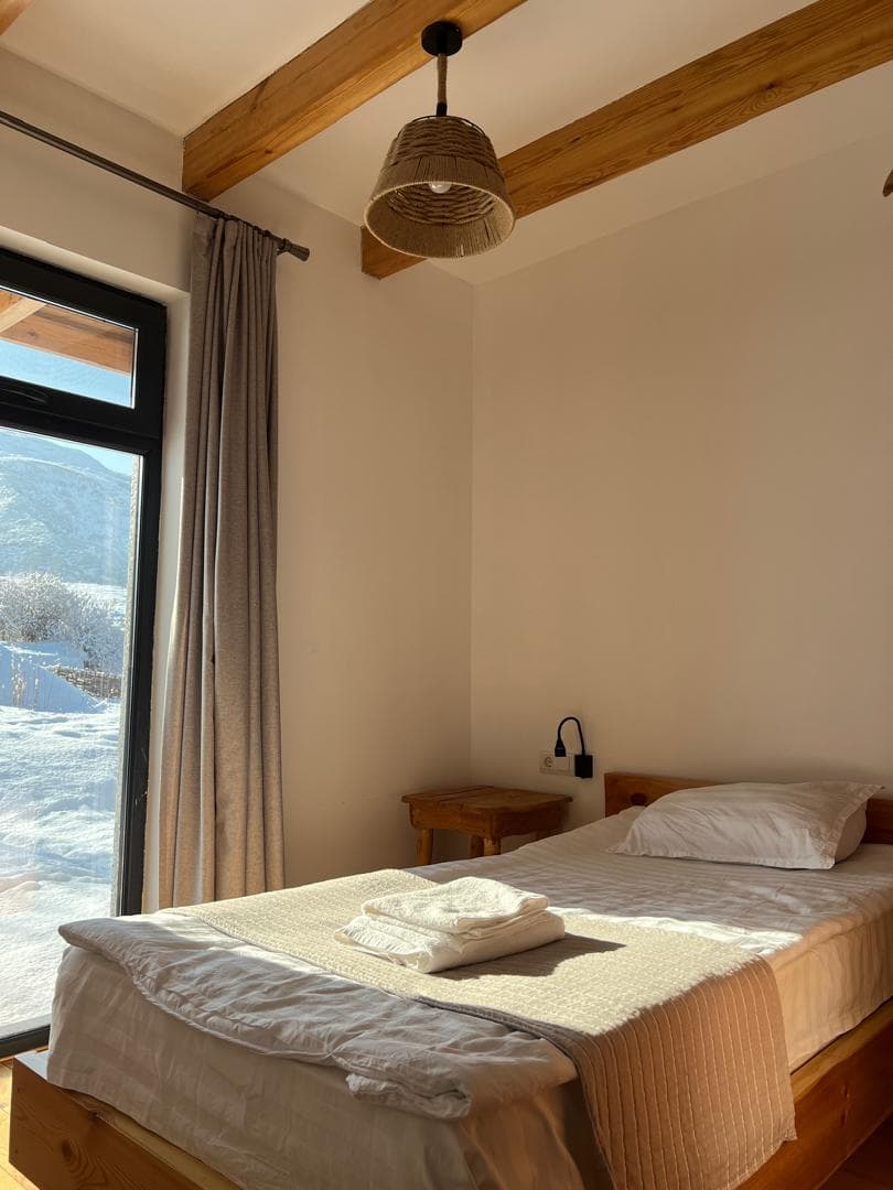 Single Room view 6